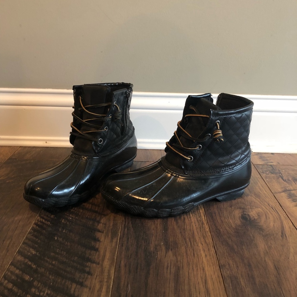 Steve Madden duck boots